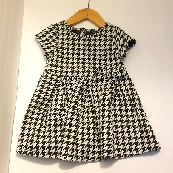 The Children's Place houndstooth dress - 12m